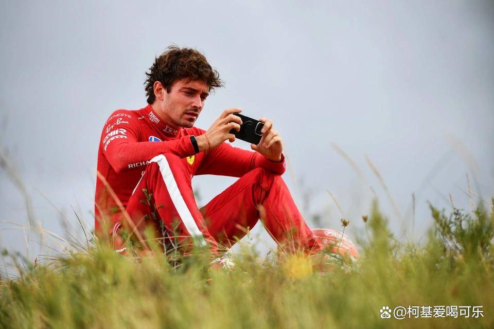 哈斯车队险胜雷诺车队，勒克莱尔高光表现