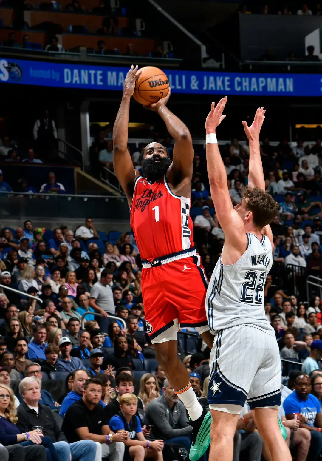 快船完胜太阳，西亚卡姆点燃赛场