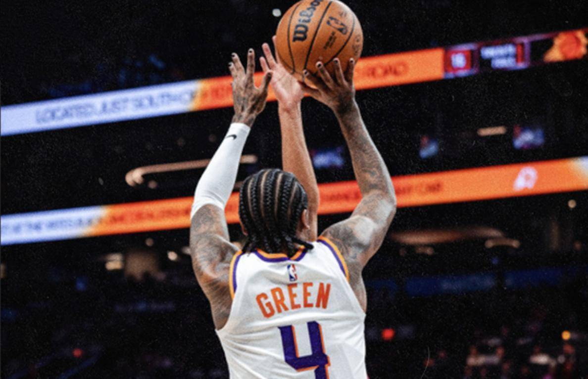 快船完胜太阳，西亚卡姆点燃赛场