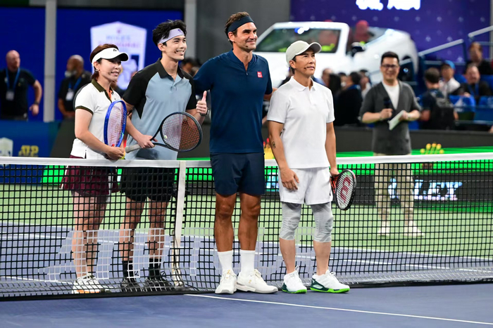 美国网球队逆转西班牙网球队，费德勒绝境逆转