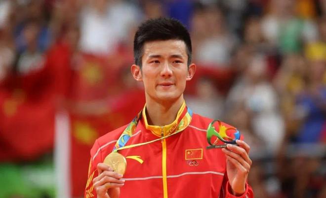 韩国羽毛球队碾压泰国羽毛球队,谌龙惊艳世界 韩国羽毛球队碾压泰国羽毛球队,谌龙惊艳世界