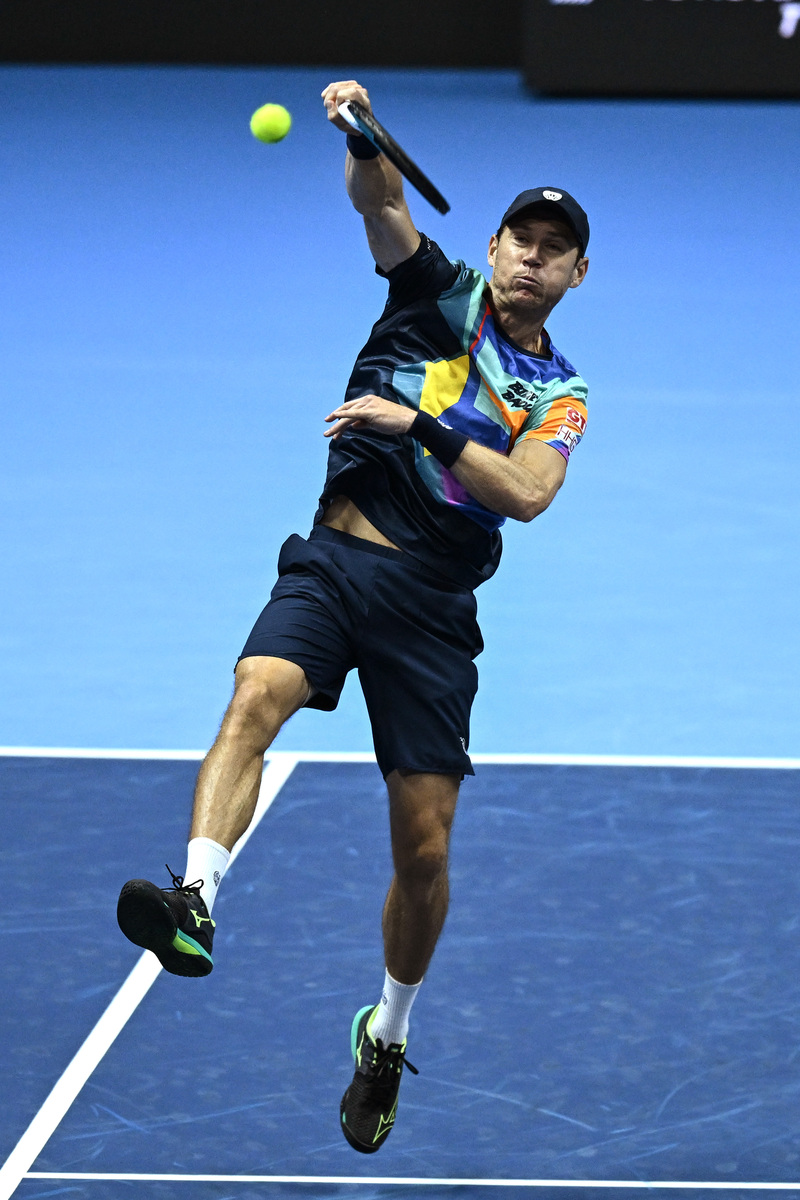 日本网球队横扫澳大利亚网球队，克耶高斯制霸全场