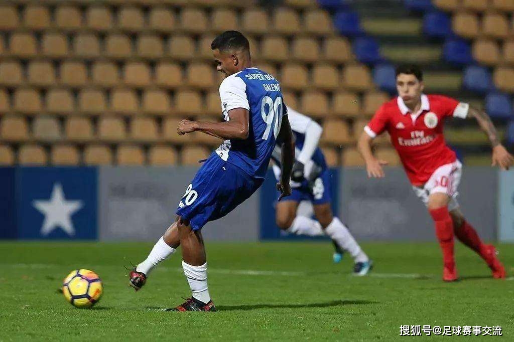 波尔图突围下一轮，欧洲赛场惊现不败骑士